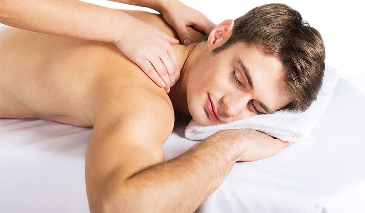 ماساژ کرج در منزل | تجربه آرامش در خانه شما